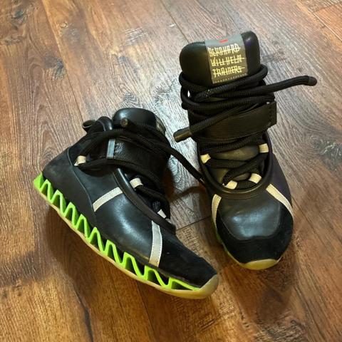 Vintage black archive Bernhard Willhelm x Camper Hi-top sneaker with green soles and chunky laces.
In great condition 
Size:EU42/US9
No box





Dm for questions or offers






#Archive#Y2K#BernhardWillhelm#Designerfashion#waltervanbeirendonck
