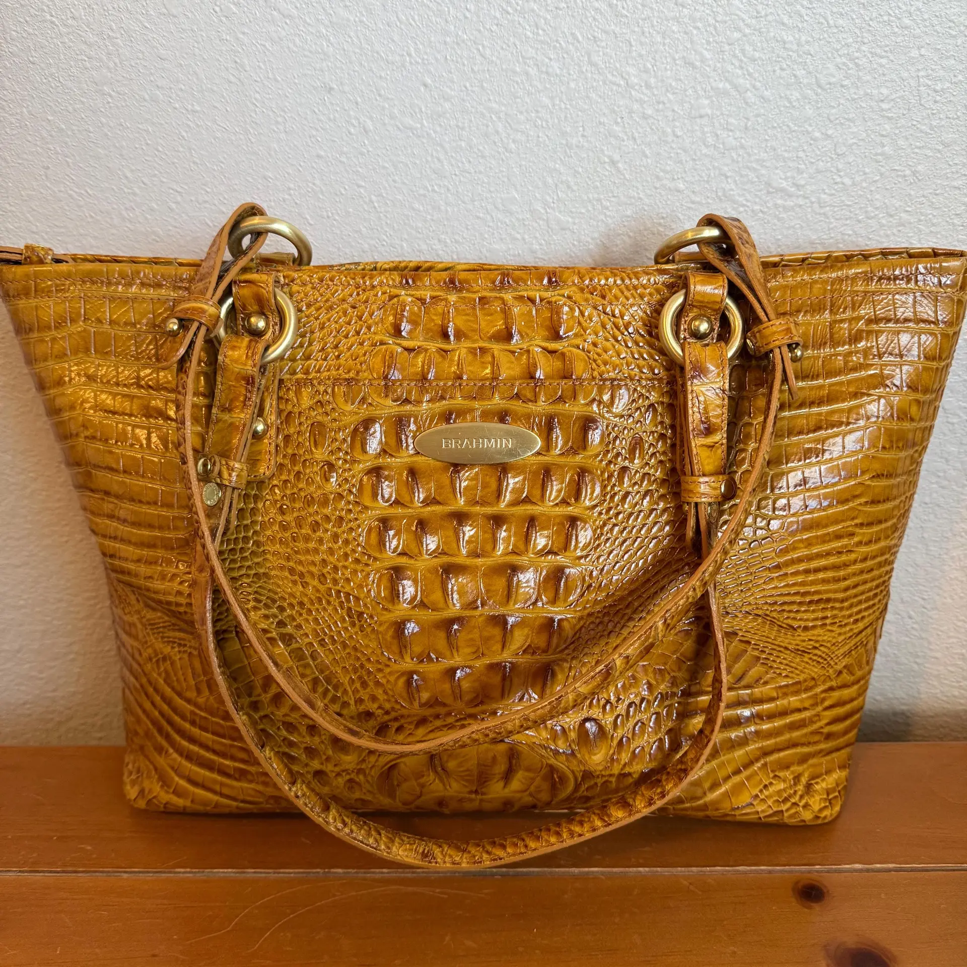Brahmin Medium Alden Alligator Embossed Amber Genuine Leather Tote/Shoulder Bag