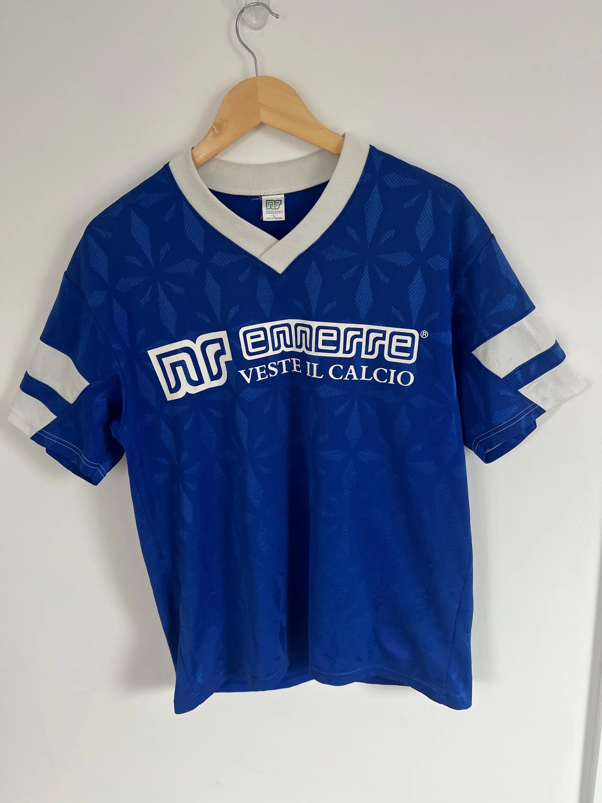 Nr Ennerre Vintage Football Soccer T-Shirt Retro by Goldwin Japan. Size Large / Medium