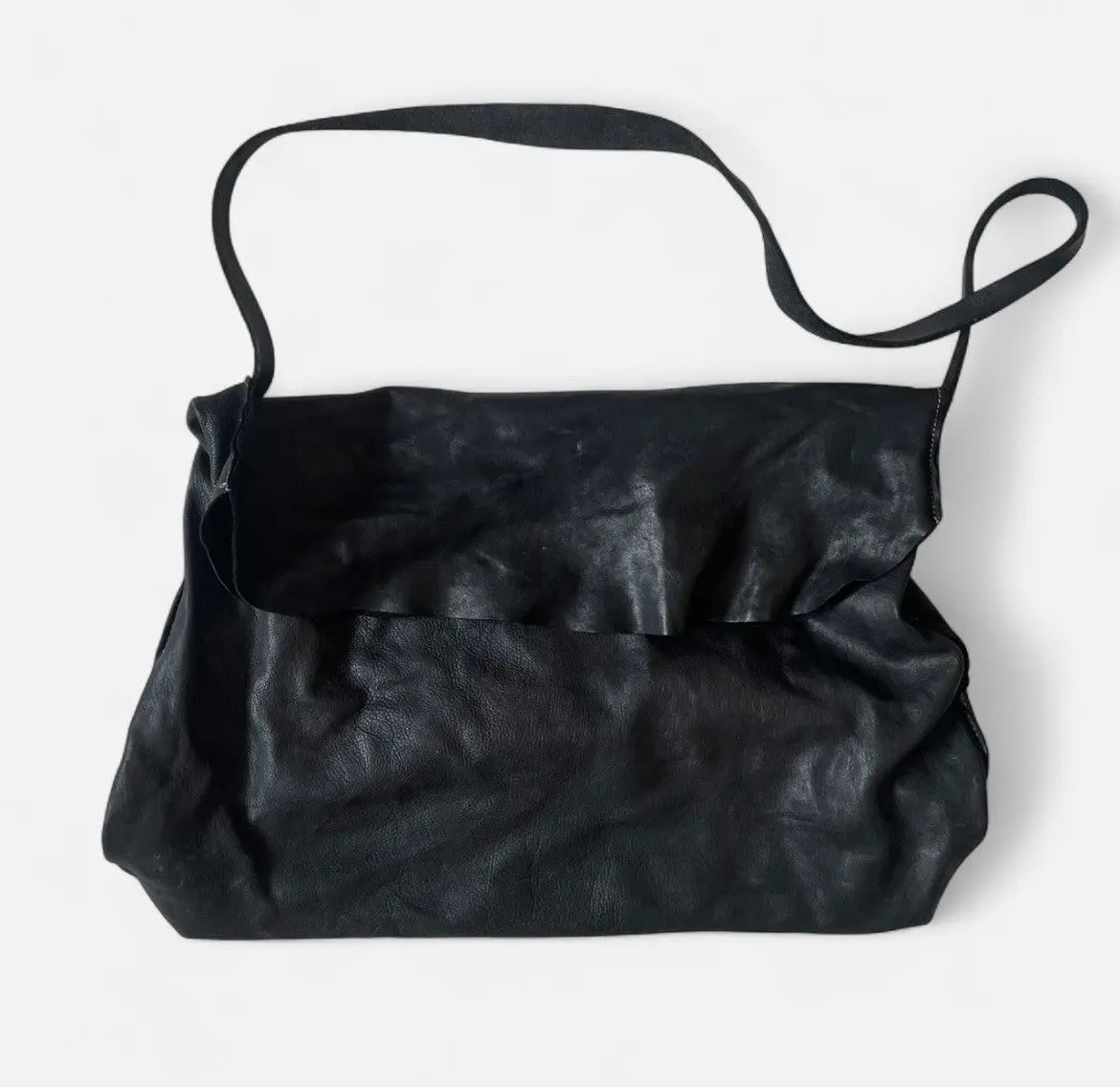 Black shoulder bag