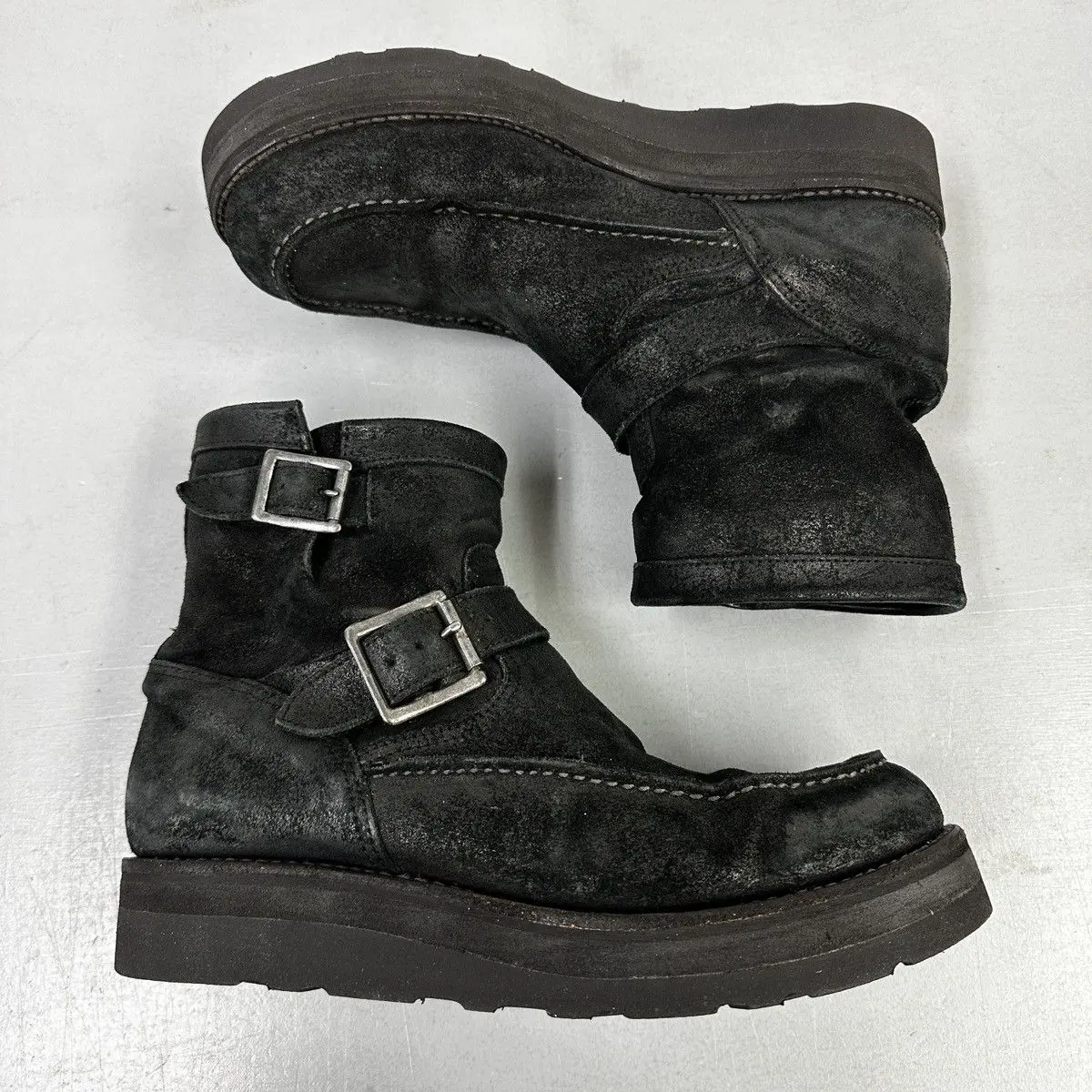 Engineer boots