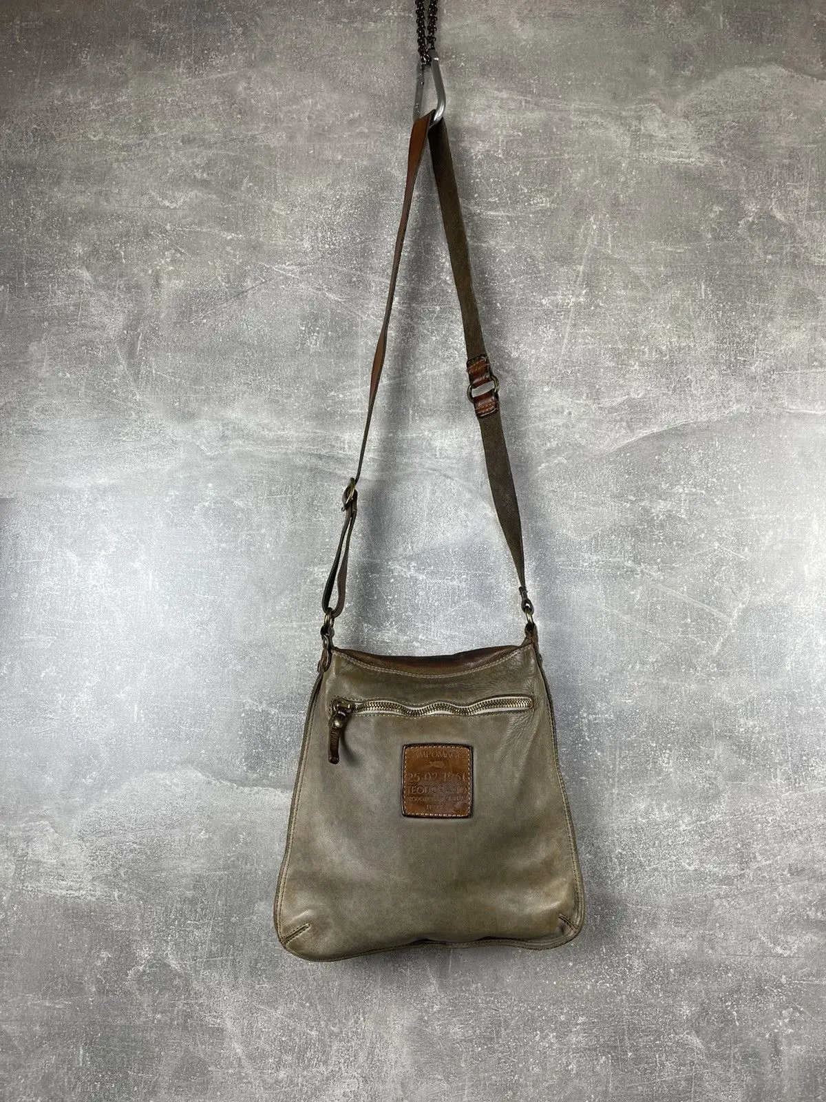 Campomaggi Archives Avant Garde Pale Leather Crossbody Bag