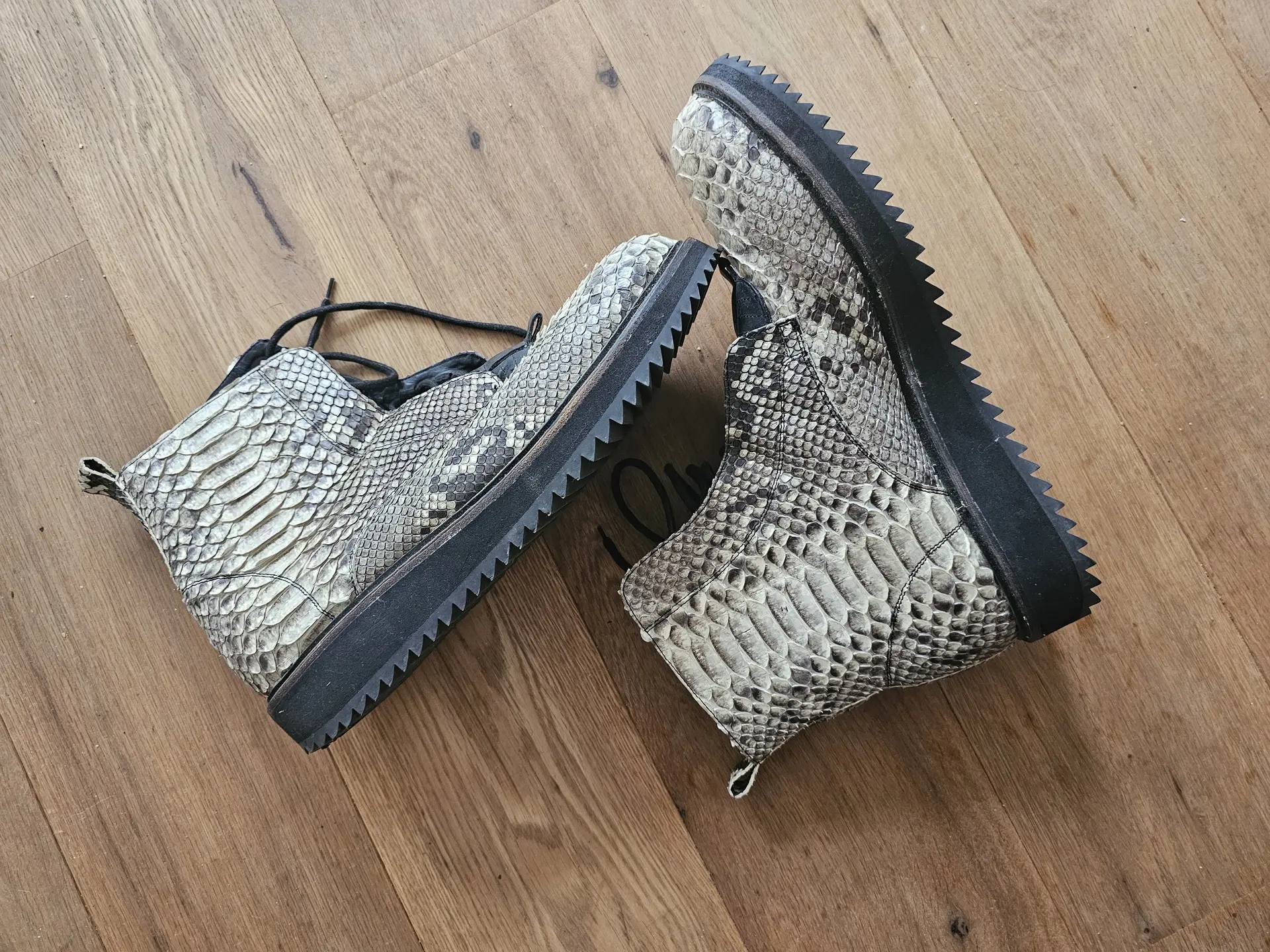 Rare PYTHON LEATHER boots
