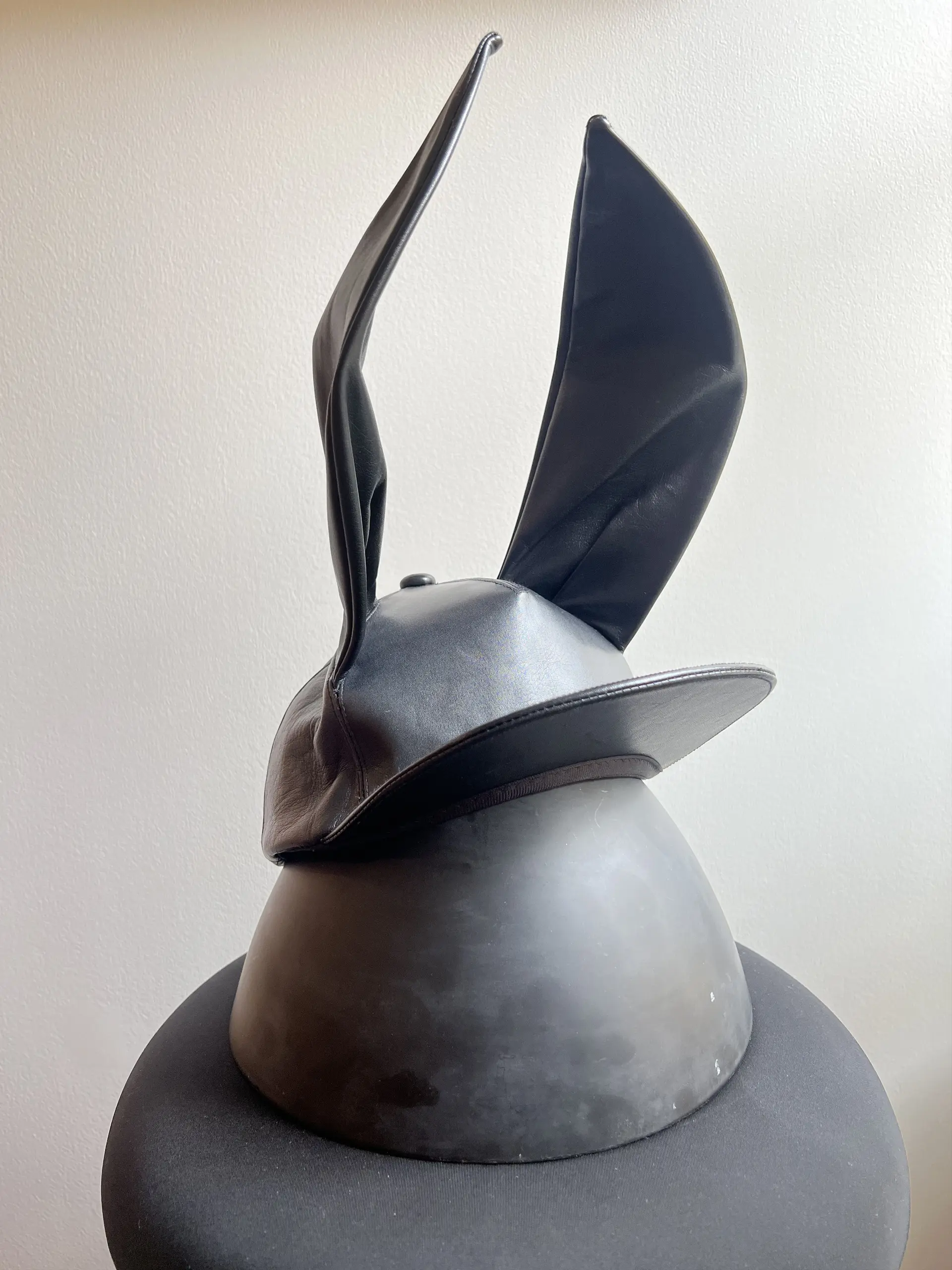 CDGH+ AW13 Stephen Jones Rabbit Hat Size M