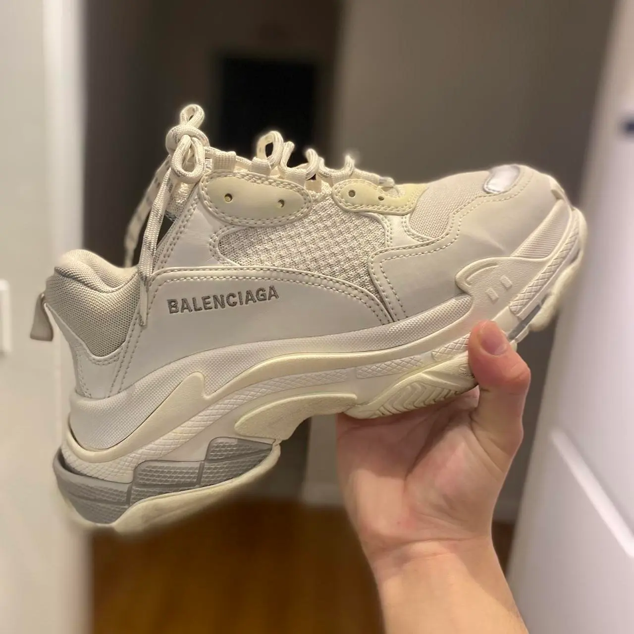 balenciaga triple s