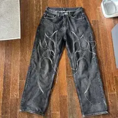 確実正規　thug club tribal denim