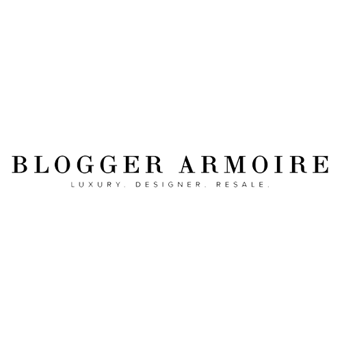 BLOGGER ARMOIRE